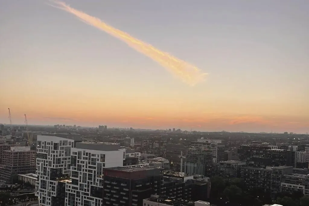 Apartment Skyhigh Haven Led-Lit Downtown Condo Retreat Toronto